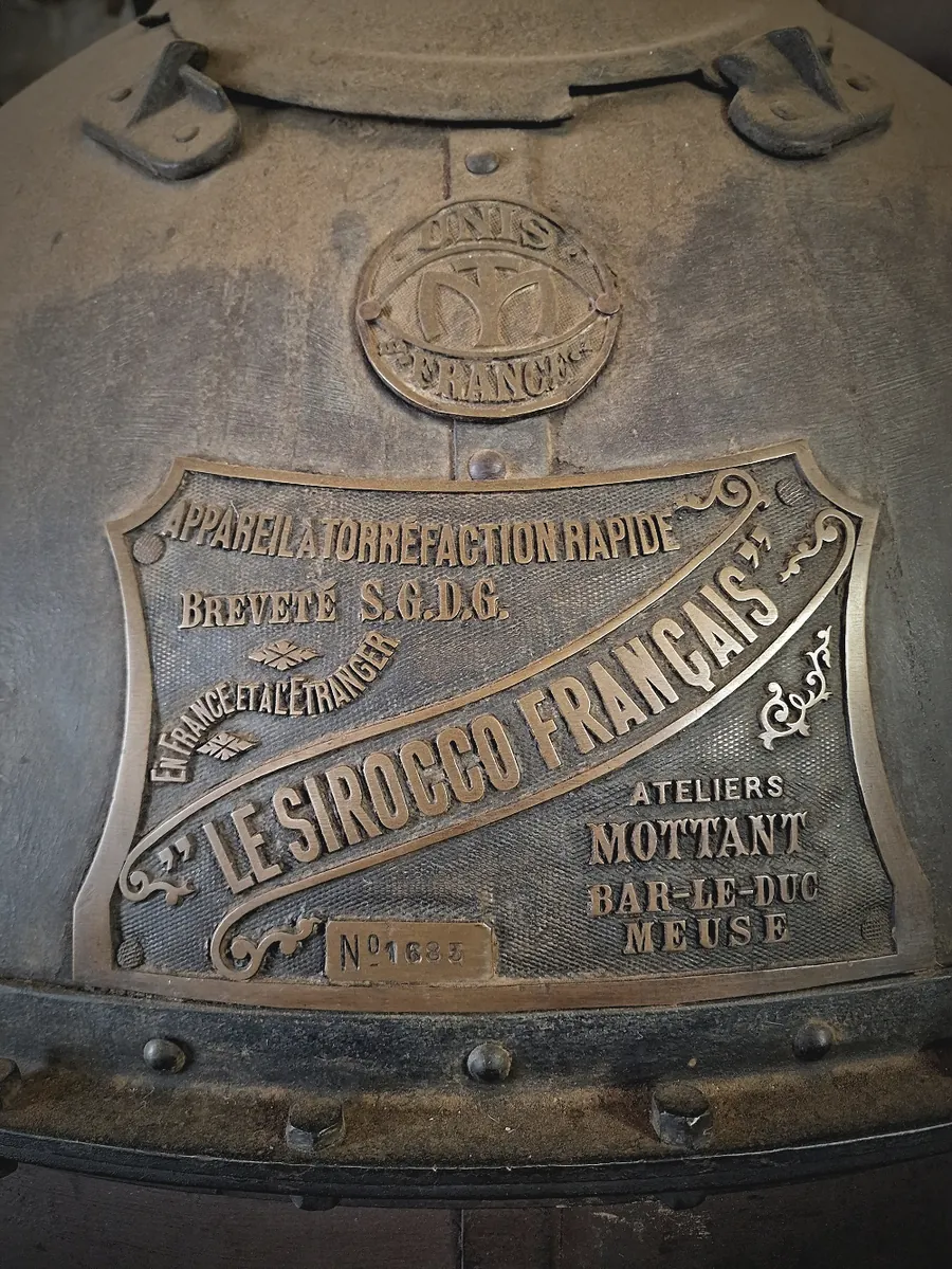 Plaque ancienne de l'appareil à torréfaction « Le Sirocco Français »